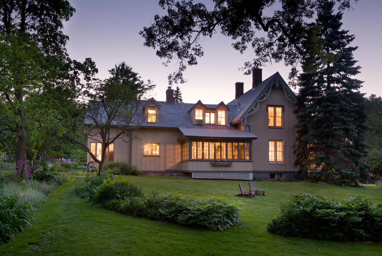 Gothic Eves Inn And Spa Bed And Breakfast Trumansburg Экстерьер фото
